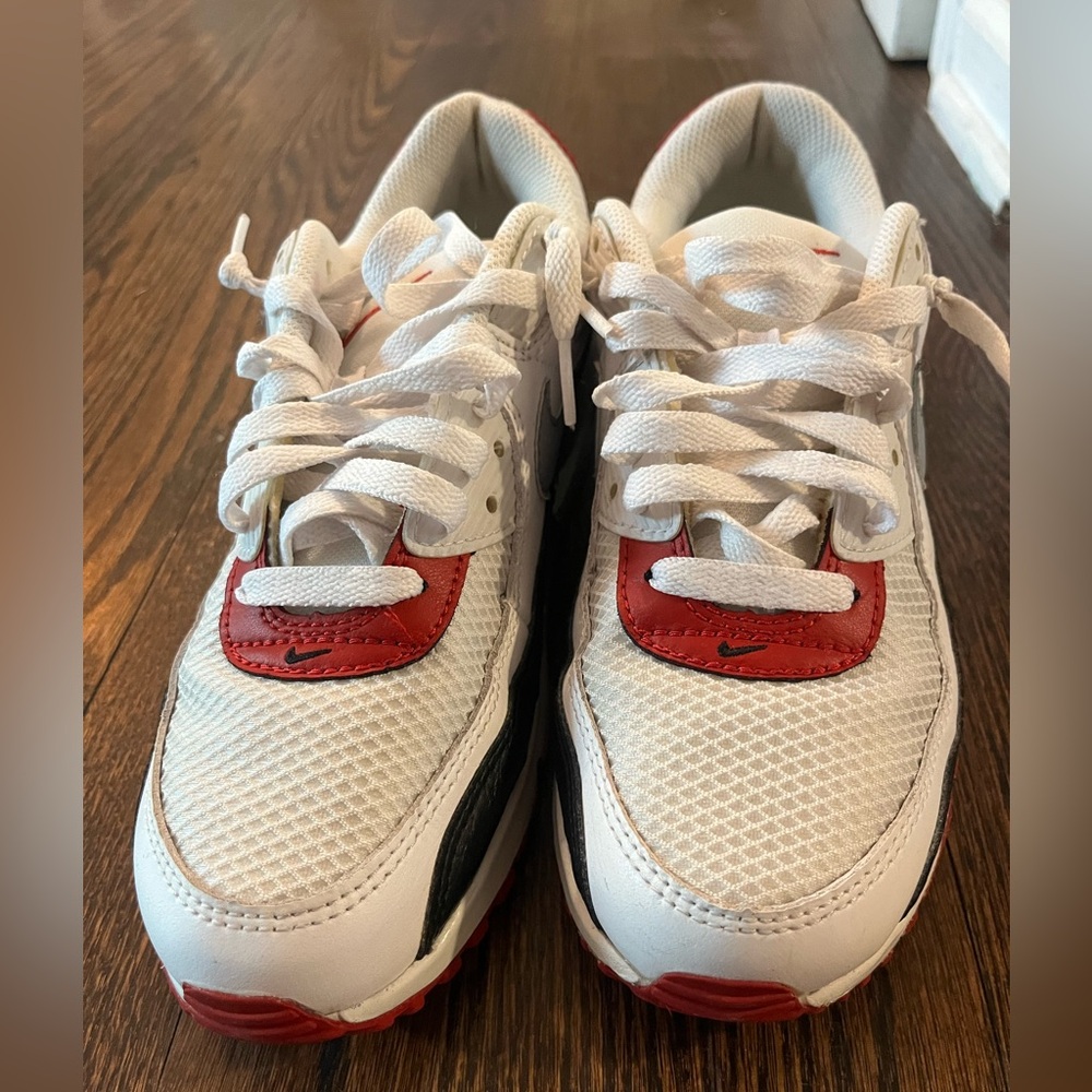 Men’s Nike air max 90’s size 7 1/2 color white gray red and black